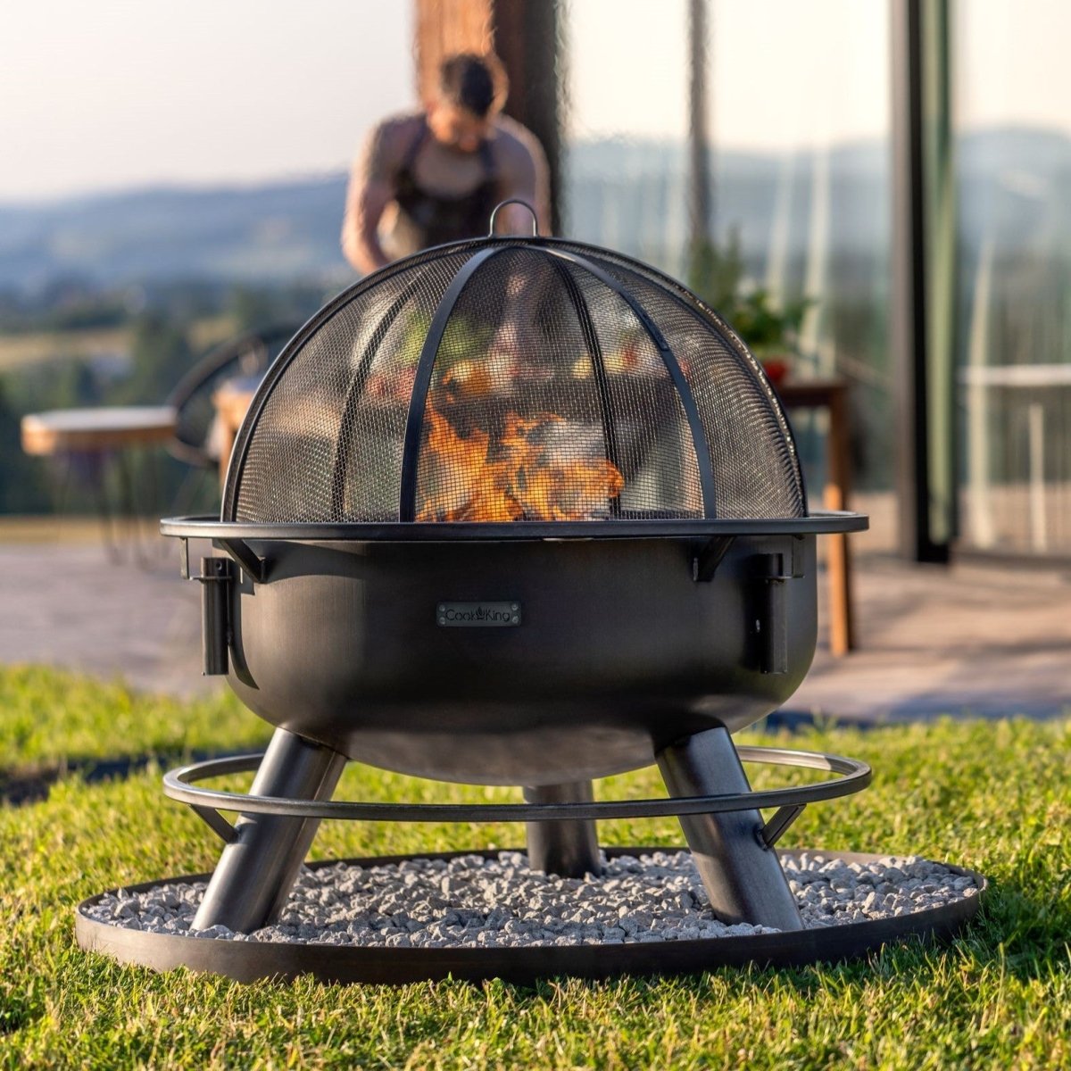 FERRO – Premium ⌀ 80cm Feuerschale mit ⌀ 60cm höhenverstellbarem Grillrost