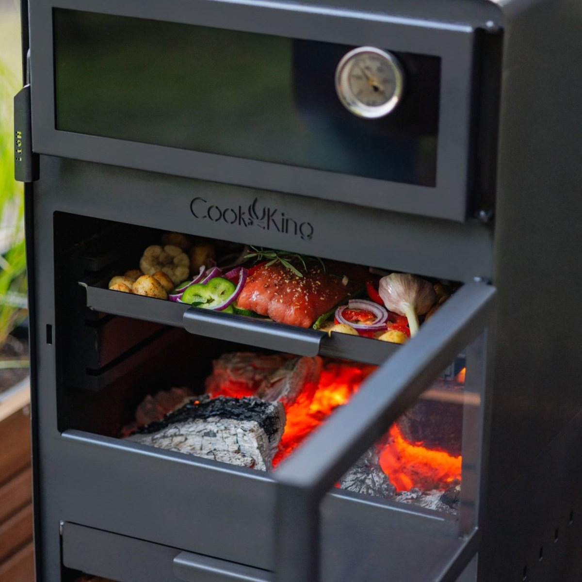 FLAMBO – Outdoor Gartenofen mit Pizzaofen für echte Feuerabende