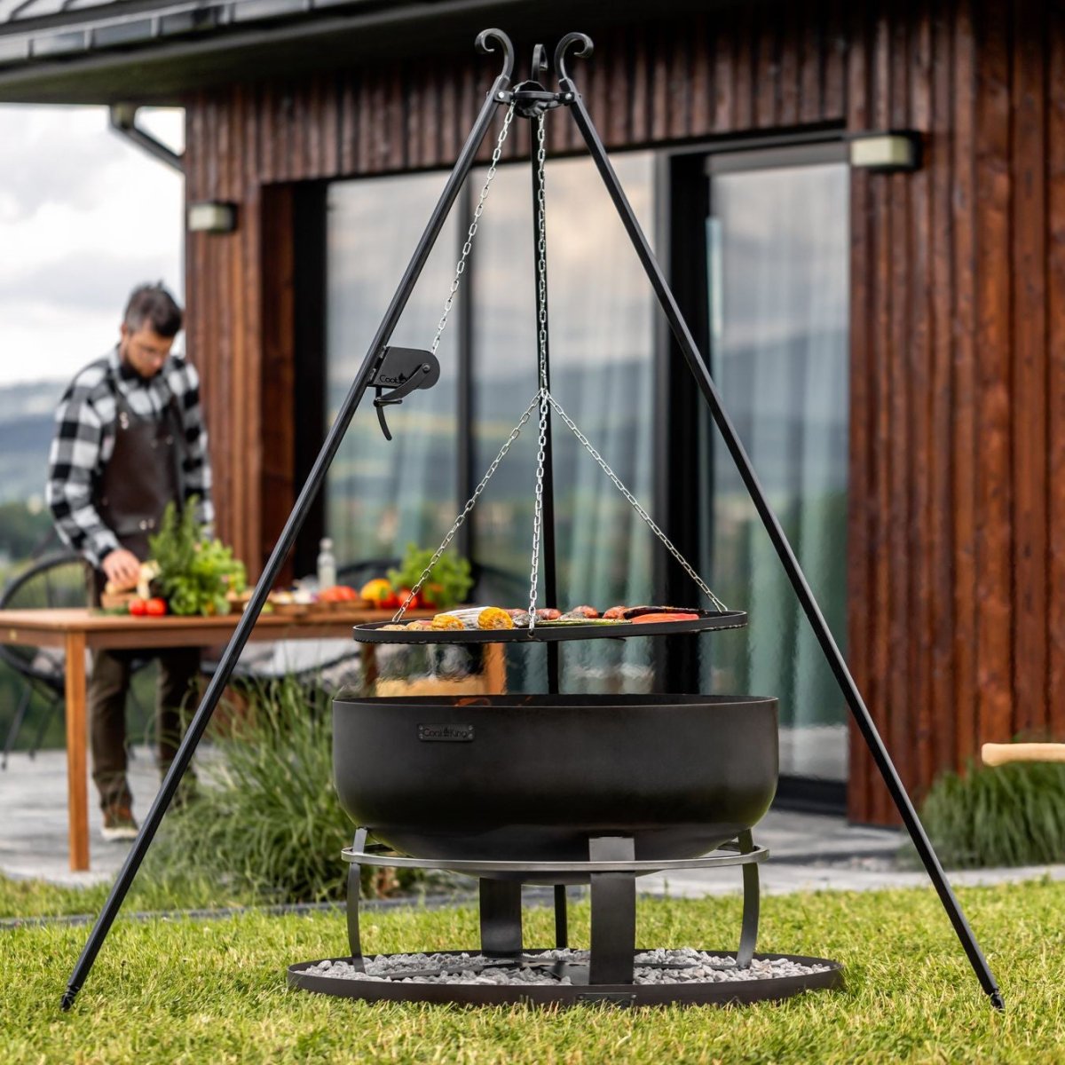 VIKING – XXL 180cm Schwenkgrill mit Kurbel &  Ø 80 cm Grillrost für echtes Grillvergnügen